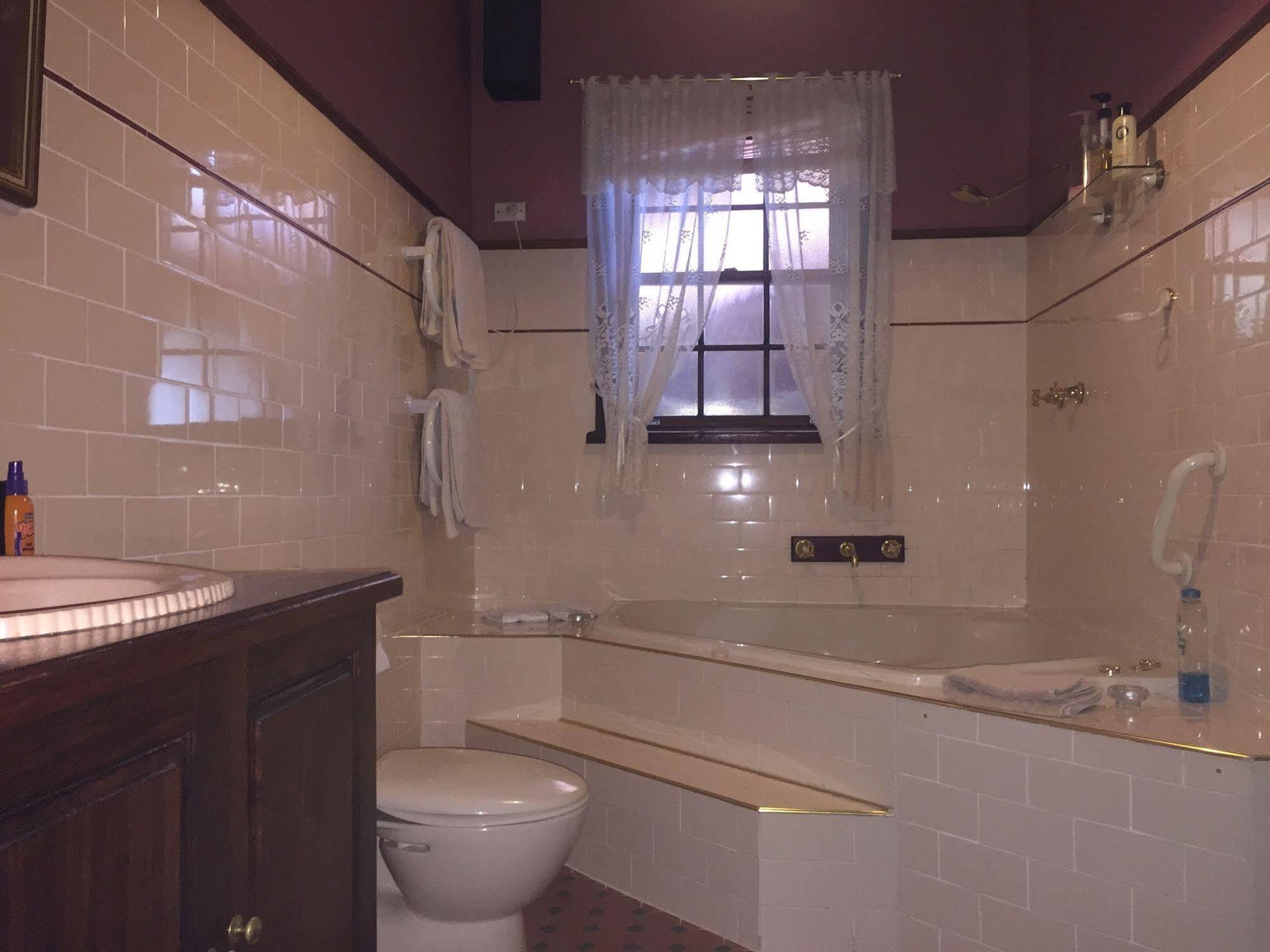 Storey Grange Спрингуд Екстериор снимка